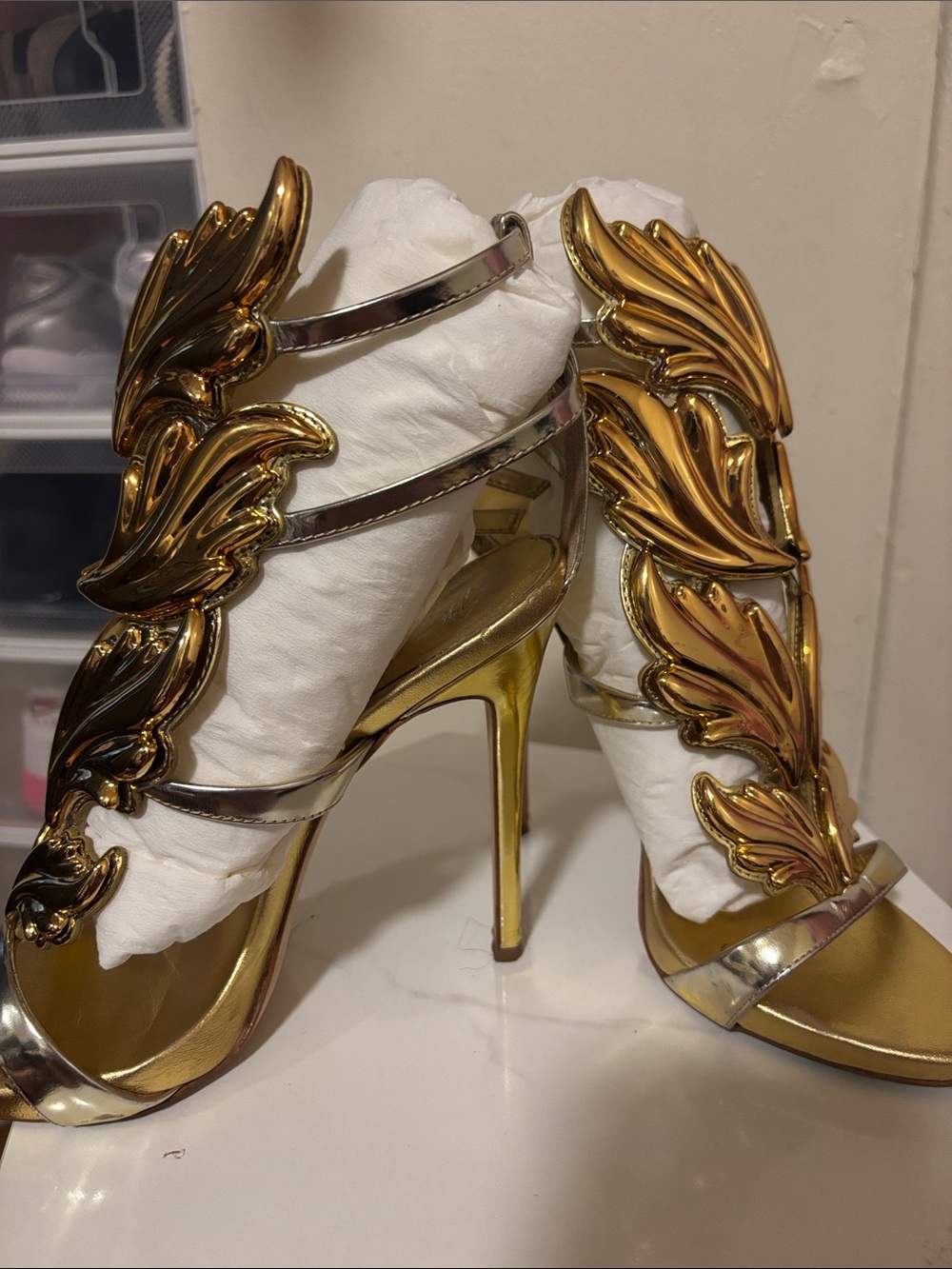 Giuseppe Zanotti Gold Leaf Embellished gold Sandals - Picture 5 of 11